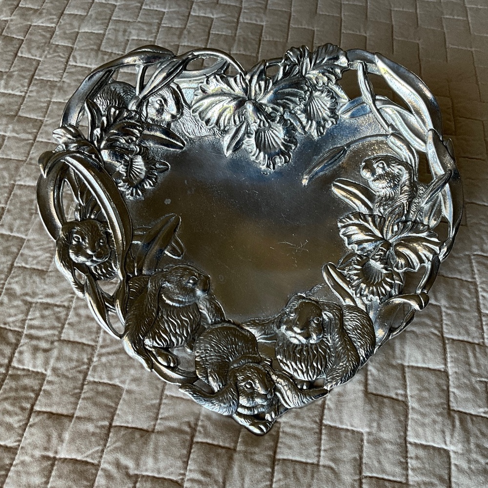 Arthur Court Footed Bunny Heart Plate